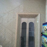 Đông Vệ 80M2 Thông Sàn Full Nội Thất Văn Phòng