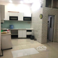 Cho Thuê Nhà Nguyên Căn Sạch Đẹp.ngay Trung Tâm Nhà 1 Sẹc Đường Lạc Long Quân, Giáp Chợ Tân Bình