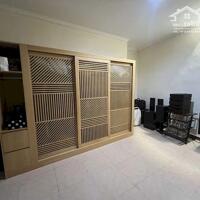 Bán nhà phố Phương Liệt, Thanh Xuân, diện tích 150m2x2 tầng, giá 35 tỷ