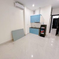Cho Thuê Căn Hộ Khép Kín - Chùa Bộc, Đống Đa - Đầy Đủ Nội Thất - Chỉ 5.5 Triệu/Tháng