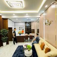 Nhà Đẹp PHỐ CỔ CẢM HỘI, Hai Bà Trưng 39/43m, 4 tầng, mt 8m, giá 8.6 tỷ.
