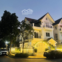 Biệt Thự Đơn Lập Vinhomes, Lô Góc 4 Mặt Thoáng, Mặt Tiền Quyền Lực, Cư Dân Doanh Nhân Thành Đạt