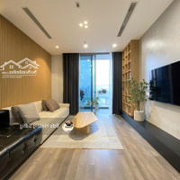 Chính Chủ Gửi Bán Căn 70M 2 Phòng Ngủ2Vs, Trục Đẹp Nhất Cc Hà Nội Centerpoint, Giá Bán 6.15 Tỷ, Liên Hệ: 0936218111