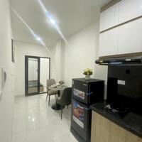 Cho Thuê CCMN 402 Mỹ Đình Nam Từ Liêm 30m2 Studio 1K1N Ban Công Full Nội Thất Thang Máy Gần Chợ, Trống Nhiều Phòng