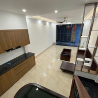 Hoa Lâm- Ngô Gia Tự- Việt Hưng - 33M2X4T Dân Xây - Ngõ Thẳng - 4,95 Tỷ Tl