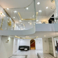 Siêu Phẩm Nhà Đẹp Mặt Tiền Đống Đa-Vuông Vức- Giá Đầu Tư