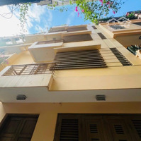Bán Nhà 5 Tầng Gara Ô Tô Kinh Doanh Vũ Trọng Phụng. Diện Tích 40M2 Mặt Tiền 6M. Giá Bán 12.2 Tỷ
