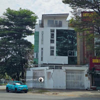 Chính Chủ Cho Thuê Nhà Góc 2 Mặt Tiền 110 Trương Văn Bang - Bát Nàn, Q2, Hầm 4 Lầu, 0908140491