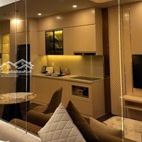[For Rent]Cho Thuê Căn 1. 5 Phòng Ngủtoà A-Lotus
Nội Thất Sang Trọng Tại Hoàng Huy Commerce. Liên Hệ:0906270487