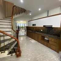 Tam Trình, Hoàng Mai.diện Tích67M2 X 5 Tầng,Mặt Tiền4,5M, Giá Bán 7,8 Tỷ. Nhà Đẹp Full Nội Thất Xịn.