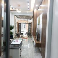 Bán nhà Yên Phụ 72m2 nhà đẹp oto đỗ sát nhà thang máy 16 tỷ