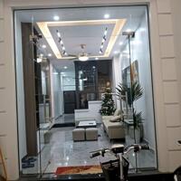 Bán nhà Yên Phụ 72m2 nhà đẹp oto đỗ sát nhà thang máy 16 tỷ
