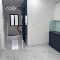 Nhà Thạch Bàn 40M. 6 Tầng Thang Máy Ô Tô Đỗ Cửa.
