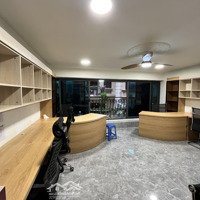 Cho Thuê Văn Phòng Khuất Duy Tiến , Diện Tích Khoảng 25 M2, Sàn Đẹp Như Hình