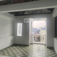 Cho Thuê Nhà Mới 100% , Hẽm Xe Hơi 6M, 4 Lầu , Giao Ngay, Có Nội Thất Cơ Bản