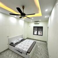 LOANH QUANH 7 CỦ TỎI ,THỔ CƯ DÂN XÂY DỰNG , NGÕ NÔNG ,Ô TÔ THÔNG , SỔ ĐỎ CHÍNH CHỦ , DÒNG TIỀN . LỆ MẬT - LONG BIÊN.