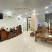 N2906. C.H.O T.H.U.Ê N.H.À nguyên căn ngay gần Vườn Hoa trung tâm