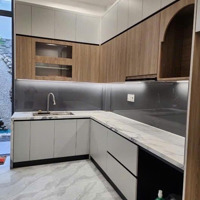 Siêu Phẩm Nhà Phố Trung Tâm Q7, Đẹp Lung Linh, 100M2, Nhỉnh 14 Tỷ.