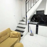 Cho thuê nhà Phố Bạch Đằng, 4 tầng, dt 18m2, 3 ngủ, 3 vệ sinh, 8 Triệu/tháng