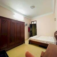 Cho thuê nhà Phố Vương Thừa Vũ, 4 tầng, 50m2, 3 ngủ, 3 WC, 12 Triệu/th
