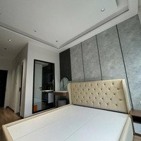 Cho Thuê Căn Hộ Cao Cấp Nguyễn Văn Cừ 90M Chỉ 9 Triệu/Tháng!
