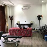 Biệt Thự Cho Thuê Đường Tiền Giang( Khu Sân Bay), P2. 8X18M. Trệt 3 Lầu Gara Ô Tô. Giá 40 Triệu