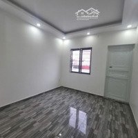 Cho Thuê Nhà Ngô Gia Tự - Lê Hồng Phong Mới Tinh, 70M2, 4 Tầng, 4 Ngủ Full Đồ 12 Triệu - 0912473845