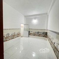 Phòng Trọ Siêu Rộng Giá Rẻ Gần Công Viên Làng Hoa