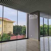 Cho Thuê Nhà Mặt Phố Ái Mộ 50M2 X 2 Tầng, 18 Tr/Th
