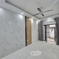 Bán Nhà Hoàng Mai 60M2 - Mặt Tiền 4,2M - Chỉ 7.5 Tỷ. Gần Phố