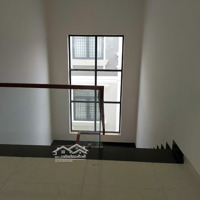 Cần Bán Bt Liên Phường, Góc 2Mặt Tiền- Đối Diện Global - Diện Tích: 295M2 - Giá Chưa Tới 90 Triệu/M2