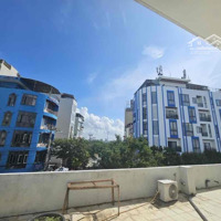 Chính Hữu, Bán Đất Tặng Nhà, Chiều Ngang Rộng. Gần Ngay Dương Đình Nghệ