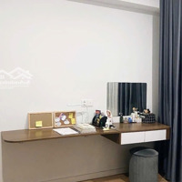 Cho Thuê Căn Hộ Chung Cư Cao Cấp Berriver Nguyễn Văn Cừ,Diện Tích90M2, 2 Pn, 2 Vs, Full Nội Thất