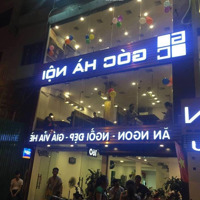 Cho Thuê Nhà Mặt Phố Hoàng Cầu. Diện Tích: 45M2 X 5.5 Tầng. Mt: 6M ( Lô Góc )