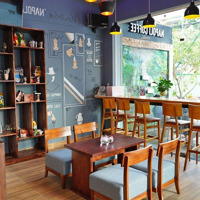 Cho Thuê Nhà Mặt Phố Hoàng Cầu. Diện Tích: 45M2 X 5.5 Tầng. Mt: 6M ( Lô Góc )