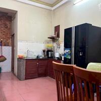 Bán nhà-HÒN XỆN-DT(4.5X14m)đẹp-3PN-hxh-gần biển-chỉ 2ty700tr