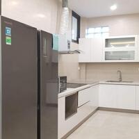 Cho thuê căn hộ 2PN mới đẹp, hiện đại, rộng tới 120m2 tại Tô Ngọc Vân, Tây Hồ