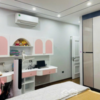 Giảm Giá Mạnh, Căn Hộ Eurowindow 27 Trần Duy Hưng 100M2 Có 3 Phòng Ngủ- 2 Vệ Sinhgiá Bán 6.8 Tỷ
