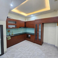 Bán Nhà Nguyễn Văn Linh - Nhà Dân Xây Chắc Chắn - Oto Đỗ Cổng