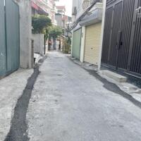 Bán 94m đất ngõ 68 Nguyễn Văn Linh tổ 14 Thạch Bàn, 7 chỗ vào nhà thoải mái