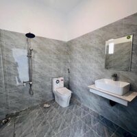 NHÀ CỰC ĐẸP NGAY TP BIÊN HÒA,GẦN SÔNG MÁT MẺ ,CHỈ CẦN 800TR NHẬN NHÀ