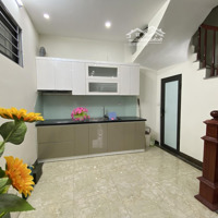 Cho Thuê Nhà Mới Nguyên Căn 3 Tầng, 3 P.ngủ, Tại Trạm Bơm Yên Nghĩa