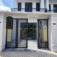 NHÀ NGỘP SỔ HỒNG RIÊNG GẦN TRẠM THU PHÍ BỬU LONG