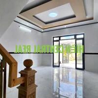 NHÀ NGỘP SỔ HỒNG RIÊNG GẦN TRẠM THU PHÍ BỬU LONG