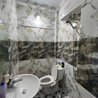 Nhà Gần Phần Xích Long Cho Thuê