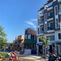 Nhà Phố Tô Ngọc Vân Thạnh Xuân Q22. Gần Ngã Tư Ga, Chợ Minh Phát. View Công Viên Giá Bán 6,2Tỷ/Căn