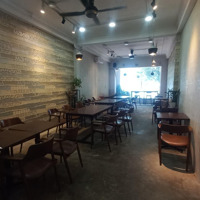 Cho Thuê Phòng Lầu 2 Khu Trung Tâm Quận 10 Đường Sư Vạn Hạnh
