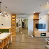 Bán căn hộ chung cư Sông Hồng Park Wiew - 165 Thái Hà 124m2 có 3PN - 2WC nhà đẹp, căn góc. 8.35 tỷ