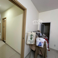 Cho Thuê Căn Hộ Oriental Plaza , 2 Phòng Ngủ, 2 Vệ Sinh 77M2, Nội Thất , Giá Bán 10.5 Triệu / Tháng, 0908435880