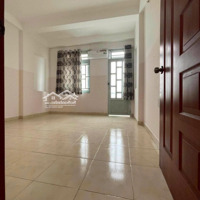 Chính Chủ Cho Thuê Nhà Nguyên Căn Gần Ngã 4 Lạc Long Quân, Hồng Lạc, 11 Triệu/Tháng